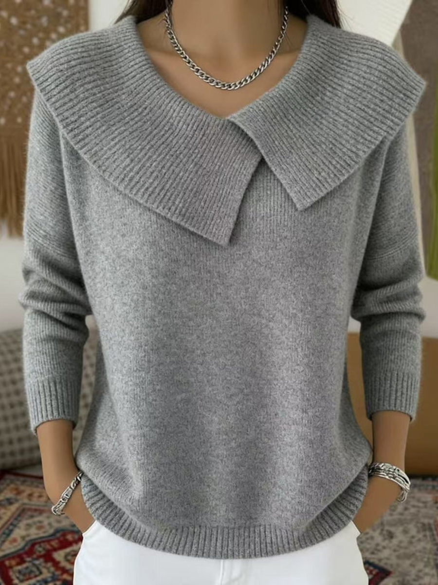 Cassidy | Cozy Sweater with Plush Collar