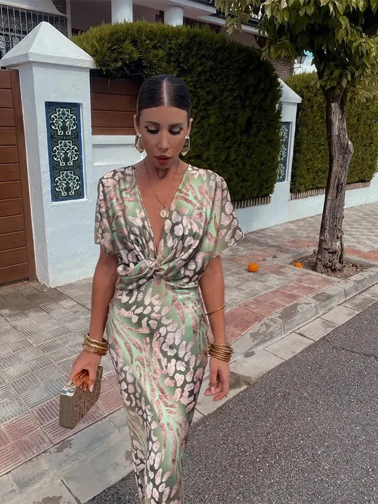 Higinia™ | Copper-Toned Midi Dress